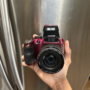 Rare FUJIFILM FINEPIX S3380 14 MP Digital Camera Burgundy Red w/bag SD CARD